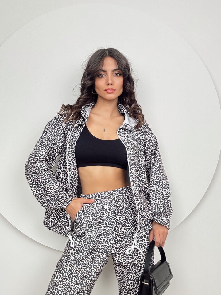 1018 LEOPAR İKİİPLİK EŞOFMAN TAKIM