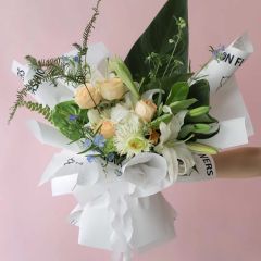Fashion Flowers Yazılı Çiçek Ambalajı