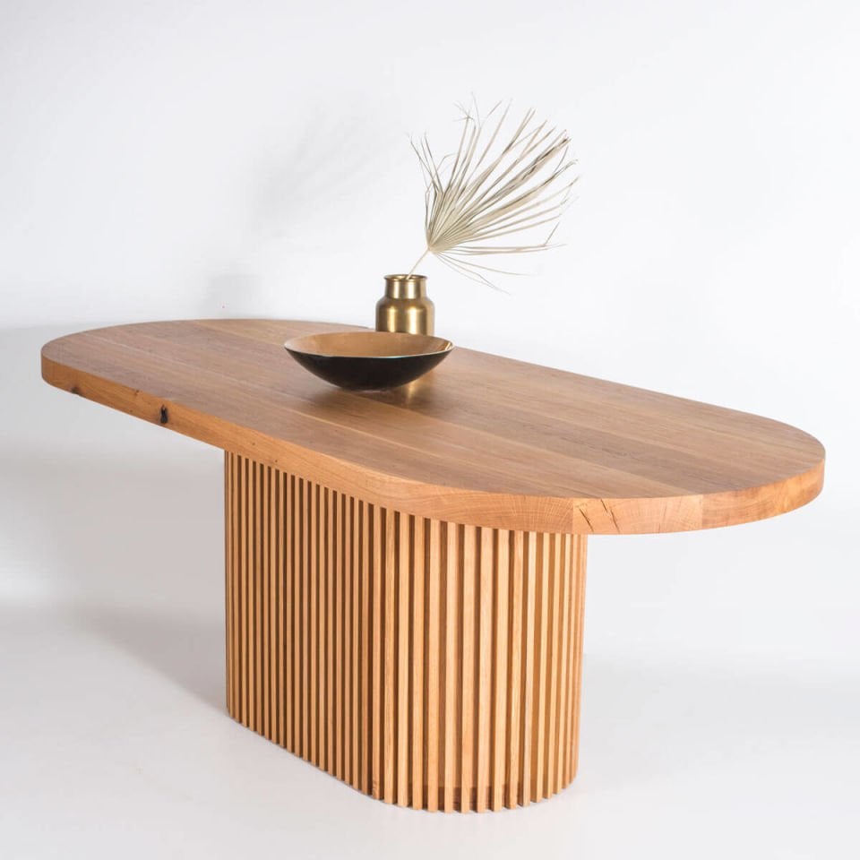 Solid Oak Table with Oval Top – DOCIA Series Raw