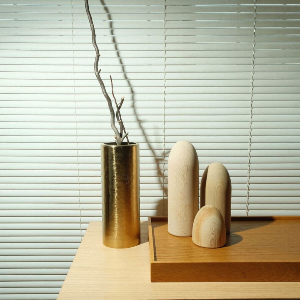 Masif Ahşap Kağıt Ağırlığı / Dekoratif Obje - BULLET Serisi, Sedir, Orta Boy