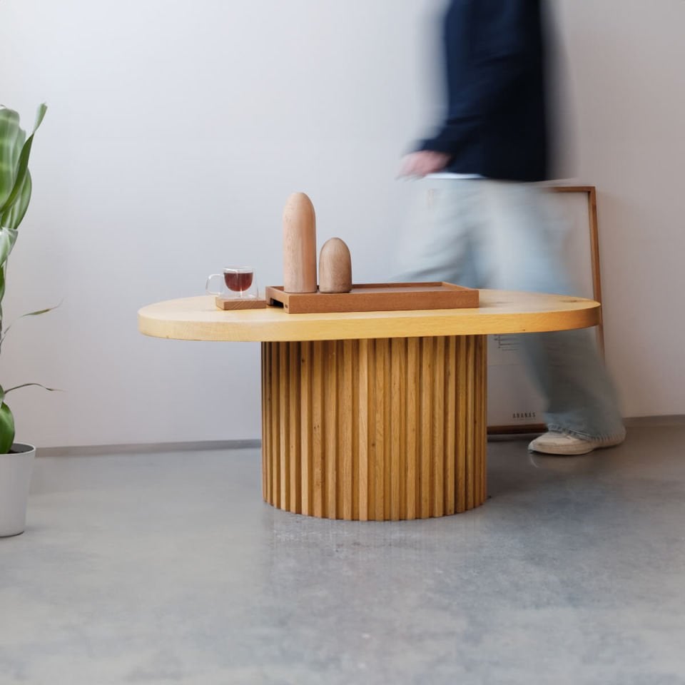 Solid Wood Oval Coffee Table – DOCIA Series Honey