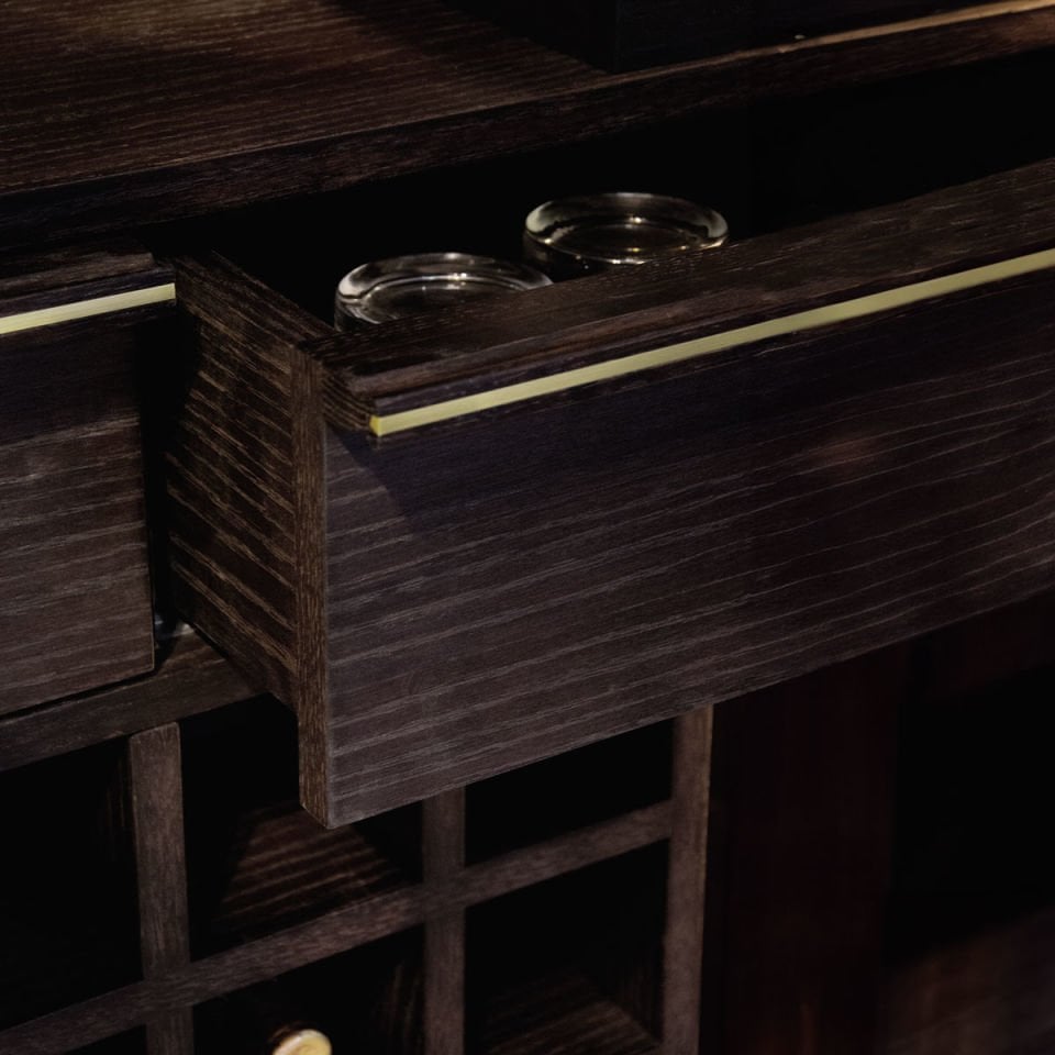 Solid Oak Cabinet – DOCIA MAHZEN Series Bar, Drink and Cocktail Cabinet Dark