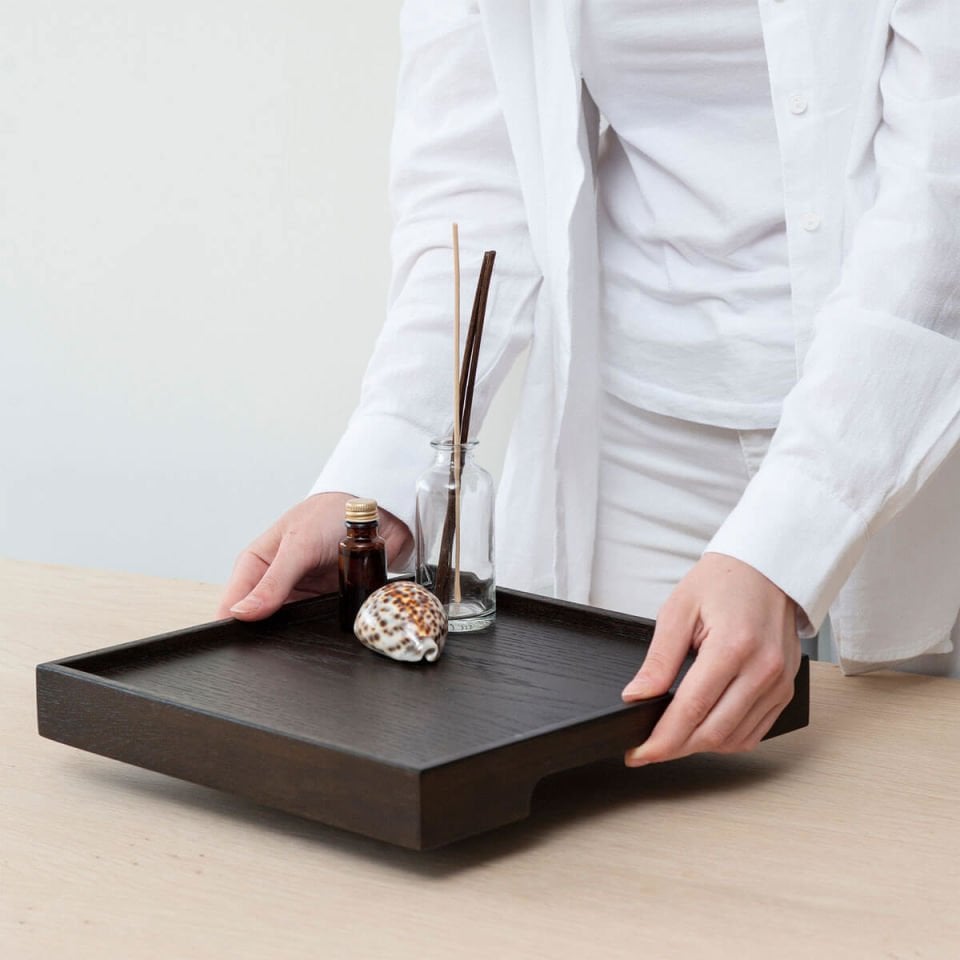 Solid Oak Serving Tray – EDGE Series, Square Dark