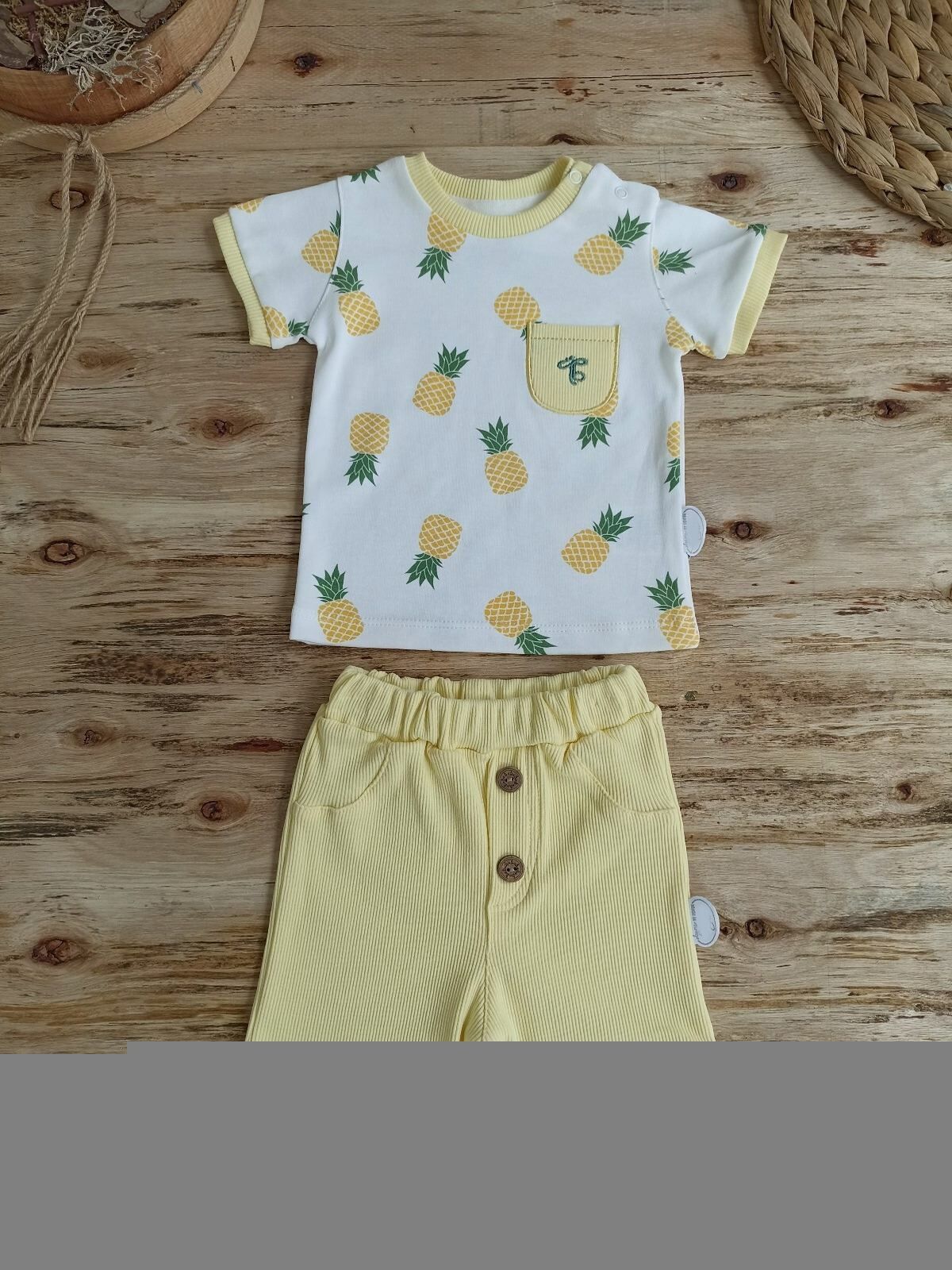 3-6 6-9 9-12 Ay Ananas Baskılı Şort Tişört 2 Li Kız Erkek Bebek Takımı