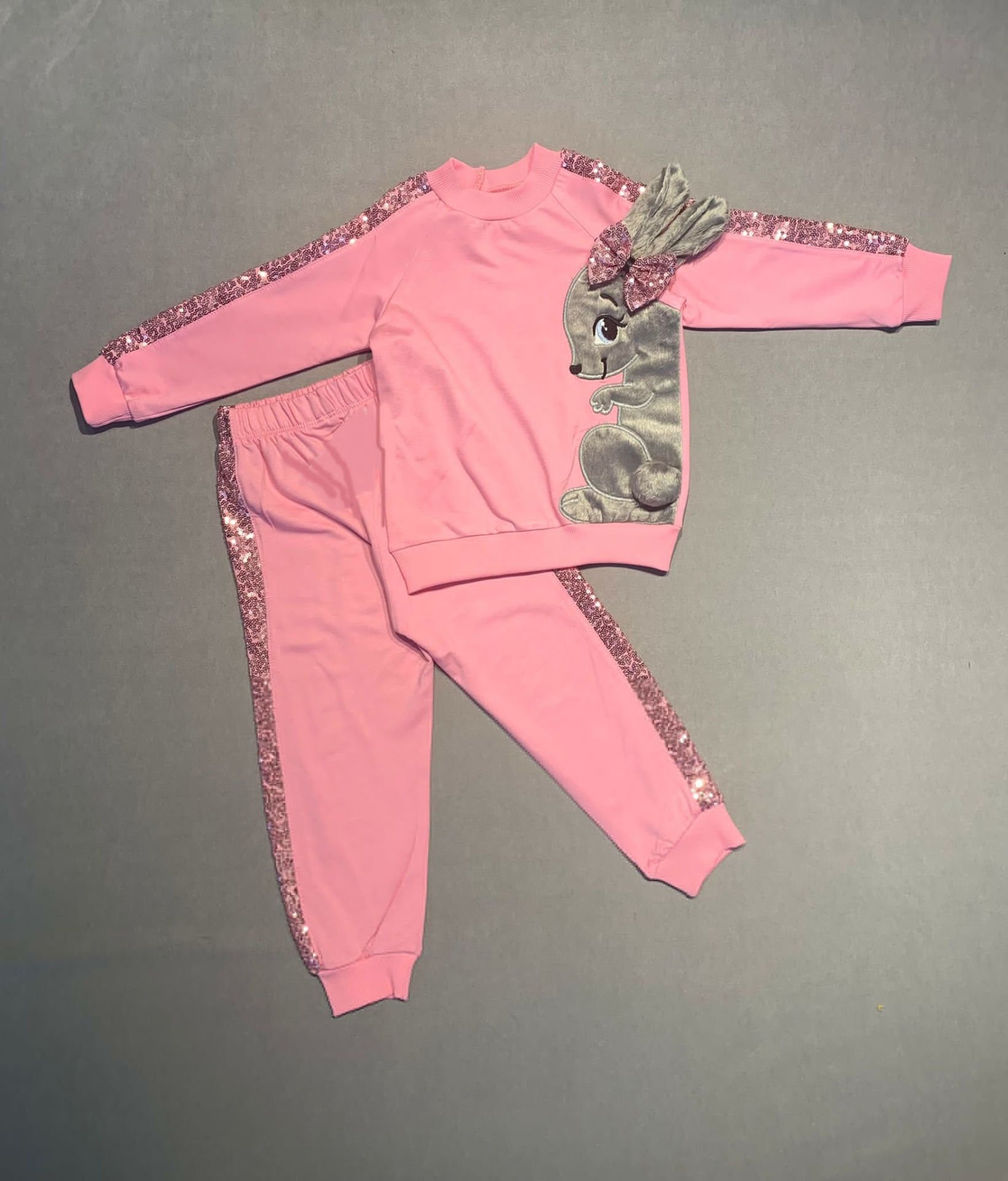 1-2-3 Yaş Payetli Pelüş Tavşan Desenli Likra Penye Kumaş Sweat Pantolonlu Kız 2li Çocuk Takımı