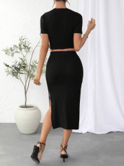 Kadın Kısa Kollu Bisiklet Yaka Crop Yırtmaçlı Fitilli Kaşkorse Midi Etek Ikili Takım