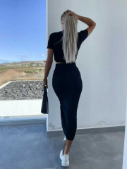 Kadın üst Kısa Kollu Düğmeli Crop, Alt Yırtmaçlı Etek Triko Takım