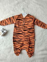 3-6-9-12 Ay Pooh Desenli Zebra Çizgili Şapkalı Sweatli 3lü Kız Erkek Bebek Tulumu (turuncu)