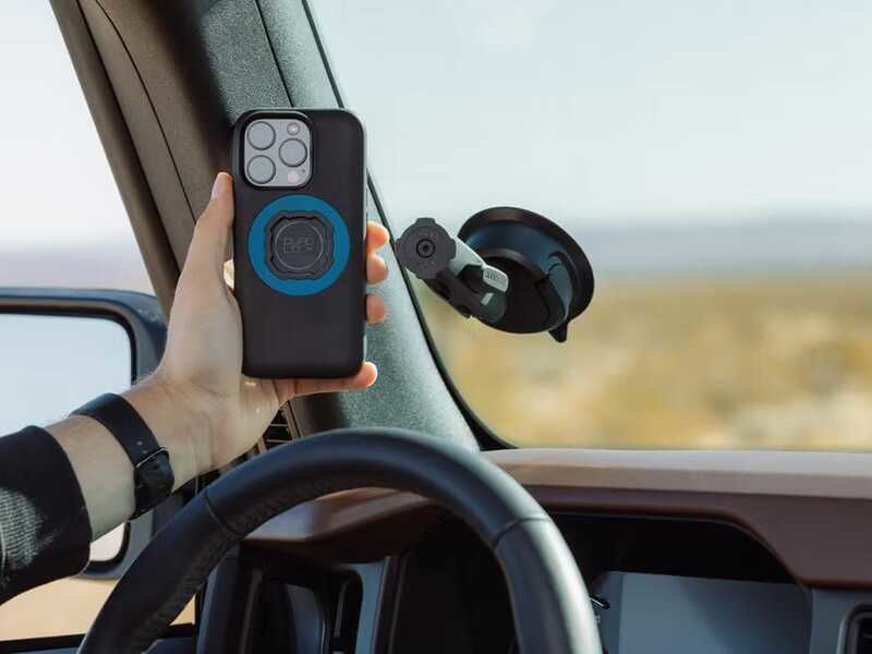 QUADLOCK ARAÇ ÖN CAM - TORPİDO BAĞLANTISI