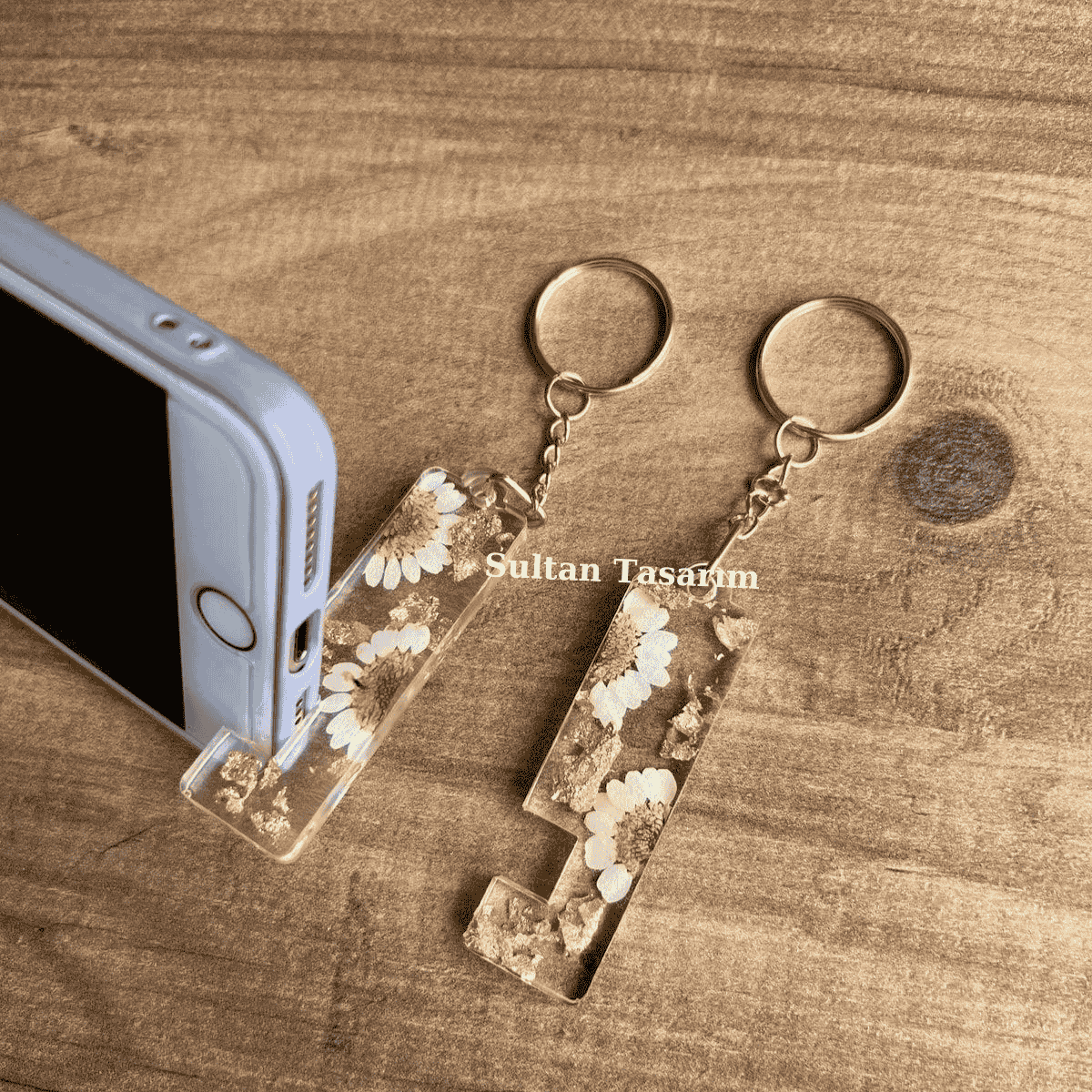 1 Adet Altın Varaklı Epoksi Papatyalı Telefon Tutucu Çok İşlevli Anahtarlık