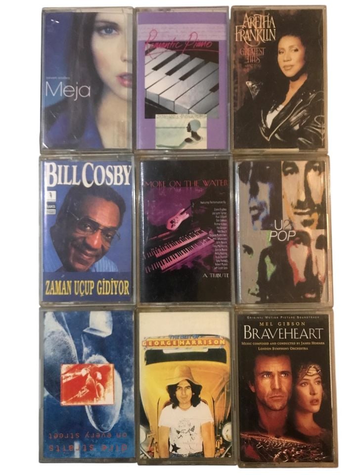 9 Adet kaset - Meja, Bill COSBY, Bravehart, George HARRISON, Aretha FRANKLIN, Dire Straits