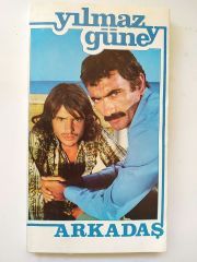 Yılmaz GÜNEY Arkadaş Filmin konusu ve senaryo - Kitap