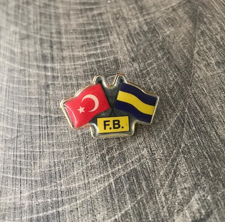 Türk Bayraklı & Fenerbahçe Bayraklı Rozet
