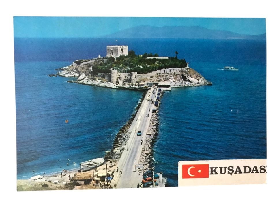 Kuşadası - Hitit Color- 1970'li yıllara ait kartpostal / Arkası yazısız