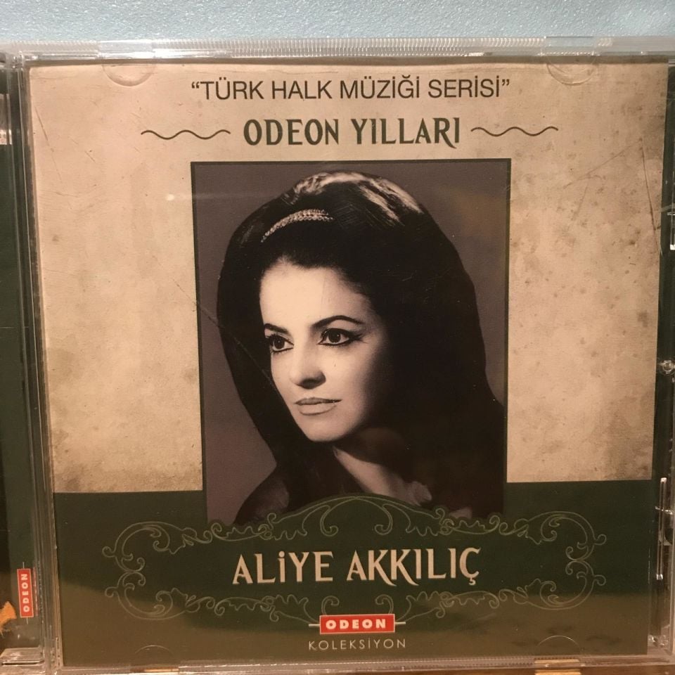 Türk Halk Müziği Serisi Odeon Yılları - Aliye Akkılıç / CD