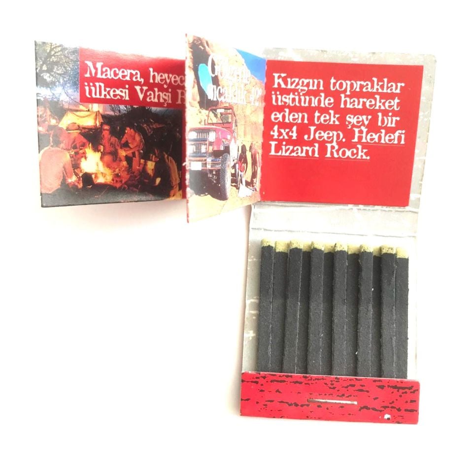 4 Macera adamı aranıyor - Marlboro / Broşürlü, nadir kibrit