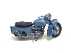 İngiliz malı oldukça eski motorsiklet / Oyuncak motorsiklet - HALİYLE