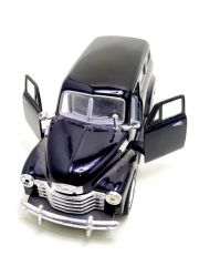 Chevrolet suburban 1950 - Kinsmart / Çek bırak oyuncak araba