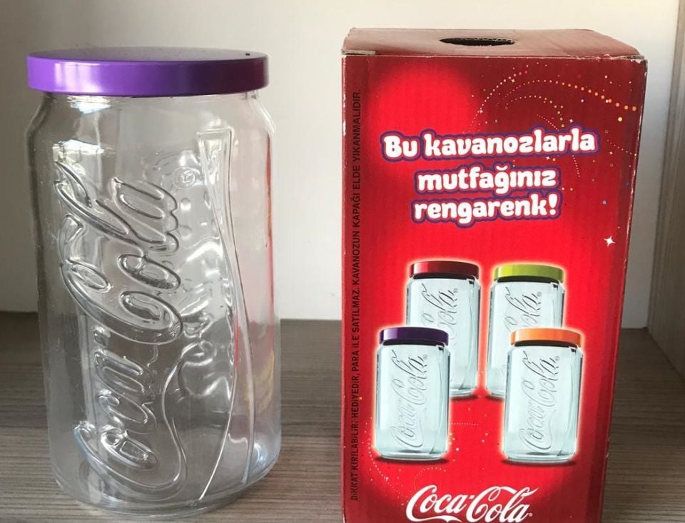 Coca cola - Mor kapaklı kutulu kavanoz