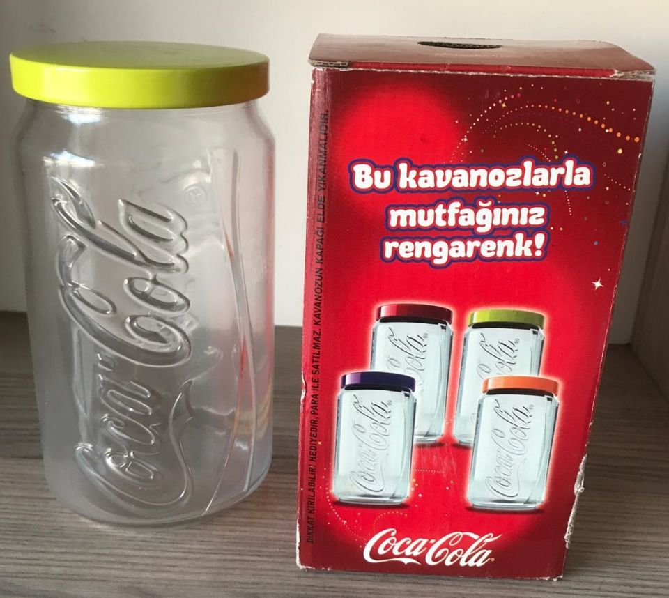 Coca cola - Sarı kapaklı kutulu kavanoz