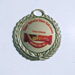 Süper Gofretin Süper Kahramanı Ülker Çikolatalı gofret / Madalya
