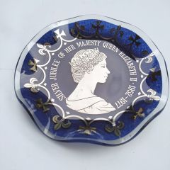 Silver Jübilee of her Majesty Queen Elizabeth II - 1952 / 1977 - Hatıra tabak