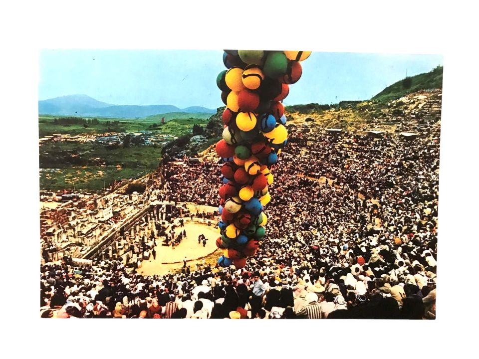 Great theatre Ephesus - 1970'li yıllara ait kartpostal / Arkası yazısız