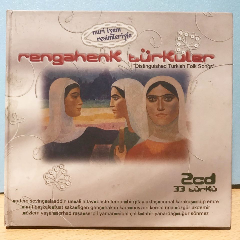 NURİ İYEM RESİMLERİYLE RENGAHENK TÜRKÜLER - 33 TÜRKÜ - 2 CD + KİTAPÇIK