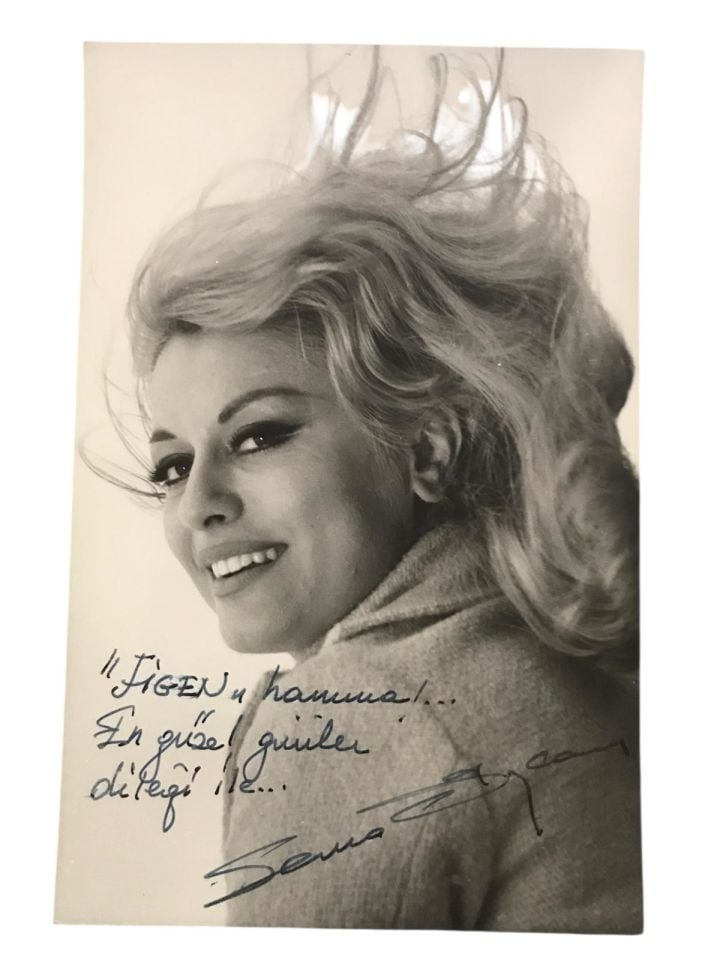 Sema ÖZCAN - Orijinal ıslak imzalı fotokart