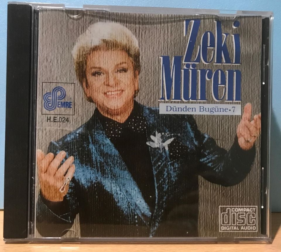 Sezen Cumhur ÖNAL'dan ithaflı, imzalı - Zeki MÜREN / Dünden Bugüne - Cd