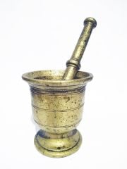 Yaklaşık 80 yıllık. Pirinç Havan