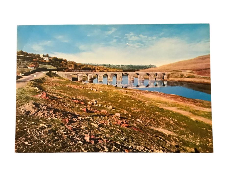 DİYARBAKIR Dicle vadisi ve köprüsü - 1970'li yıllara ait kartpostal / Arkası yazılı