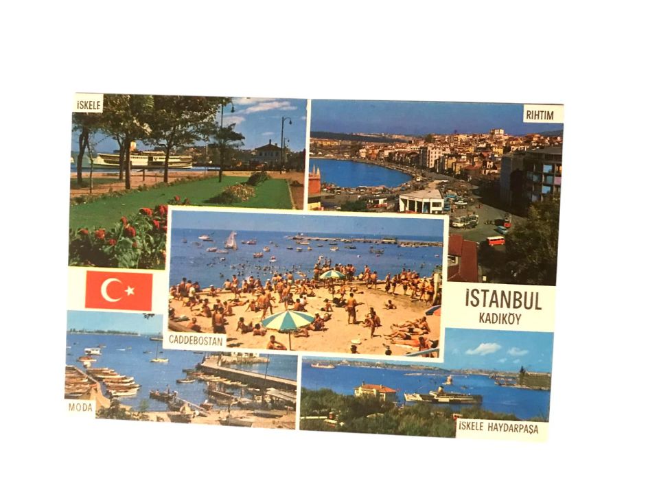 İstanbul Kadıköy selamlar - 1970'li yıllara ait kartpostal / Arkası yazısız