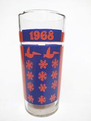 1968 tarihli bardak