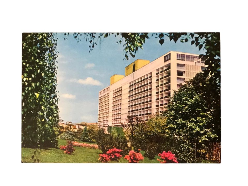 Hilton Oteli / Doğan Kardeş - 1970'li yıllara ait kartpostal / Arkası yazısız