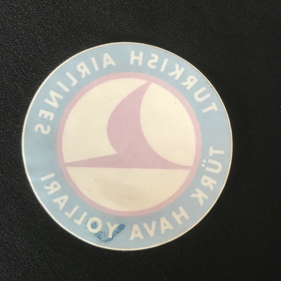 THY Türk Hava Yolları - Turkish Airlines / 8.5 cm. Çıkartma