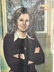 Hale SOYGAZİ  - Hey dergisi poster