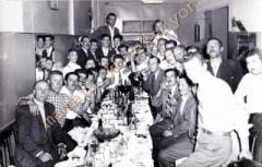 Eskişehir Petrol ofisi personeli 1956 tarihli fotoğraf