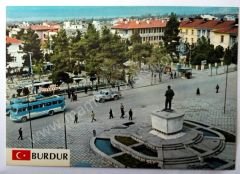 Burdur Cumhuriyet meydanı ve umumi görünüş - Kartpostal  Keskin Color