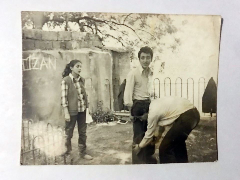 Behruz Firuzment, Ali GEBEŞ, Neşe SARI - Okulumuzu tanıyalım / 7x9 Fotoğraf