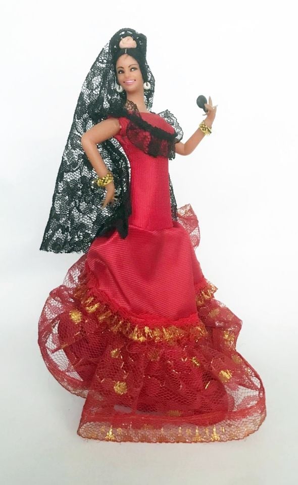 İspanyol Flamenko dansçı bebek