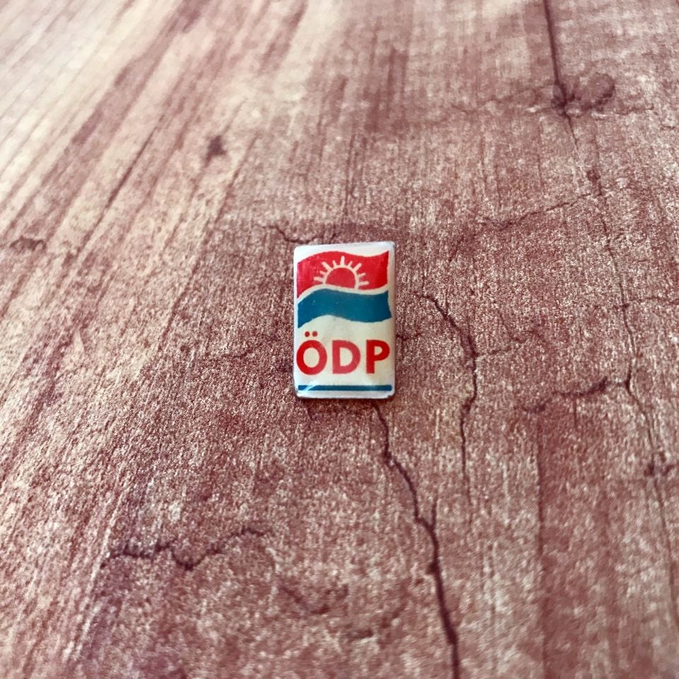 ÖDP - Özgürlük ve Demokrasi Partisi - Eski rozet