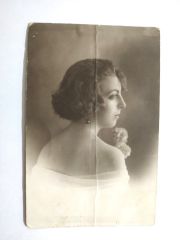 Photo Eclair Electrique PERA, damgalı fotoğraf - Ortada kat izi var. / Fotoğraf