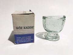Göz kadehi - Kutusunda