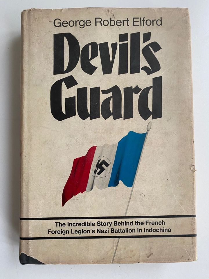 Devil's Guard - George Robert Elford