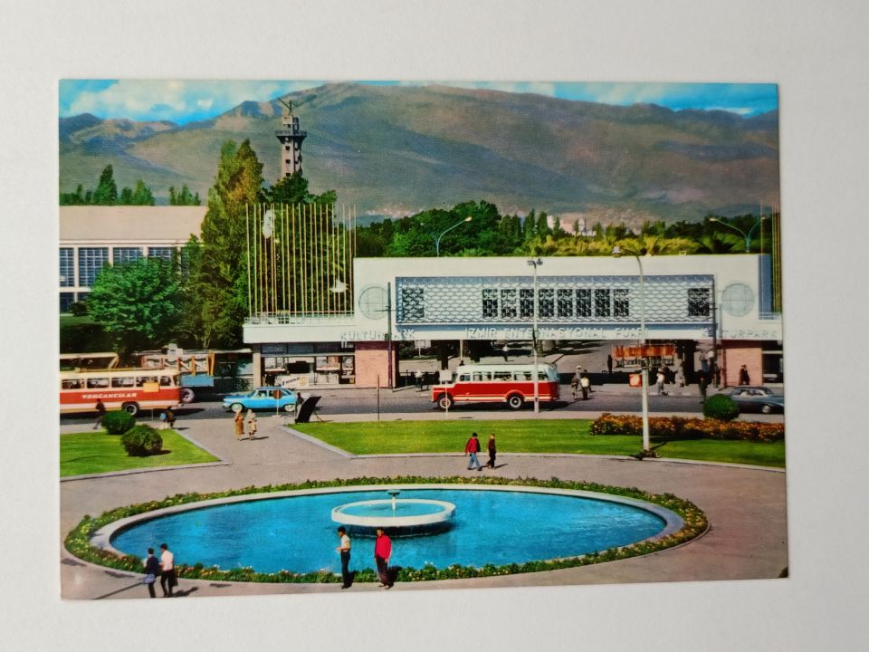 İzmir - Basmahane Fuar kapısı - Kartpostal