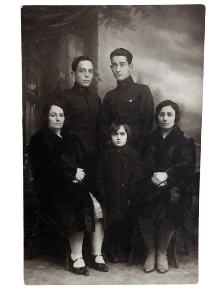 Turan Fotoğraf Hanesi DİVANYOLU - Kaşeli Fotoğraf