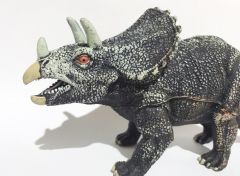 Triceratops - Dinozor