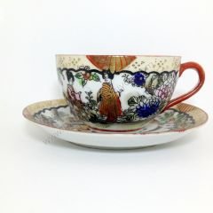 Japon geyşa figürlü çay fincanı