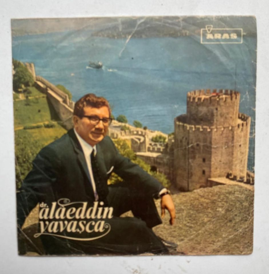 Alaeddin YAVAŞÇA - Plak kapağı  (Sadece kapaktır, içerisinde plak yoktur.)